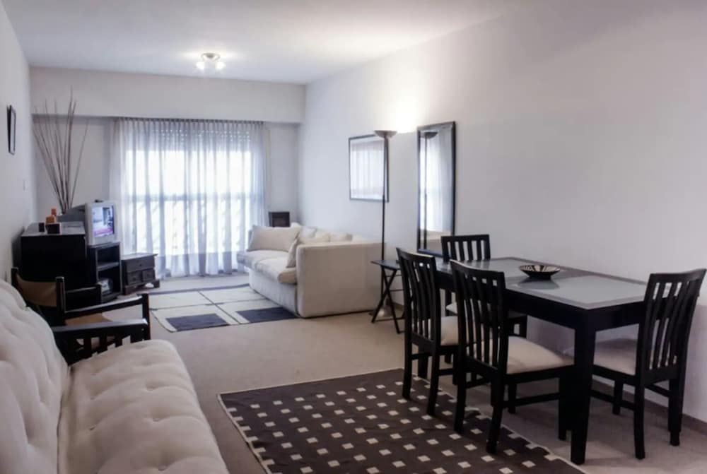 Marcelo T. de Alvear & Parana