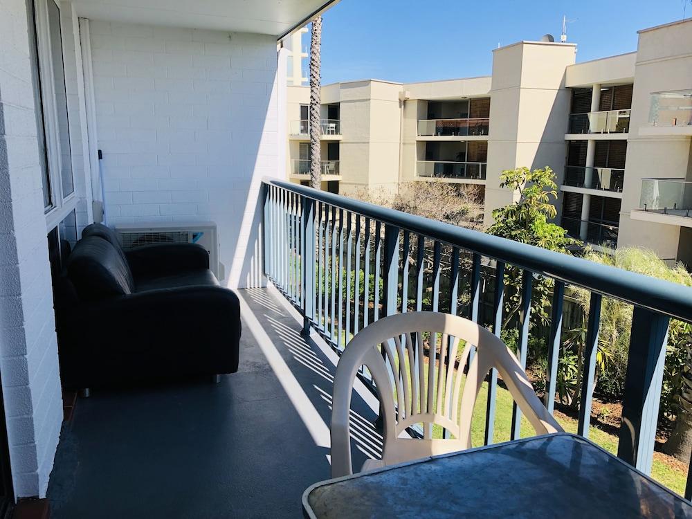 West Beach Lagoon 213 - Quite corner unit