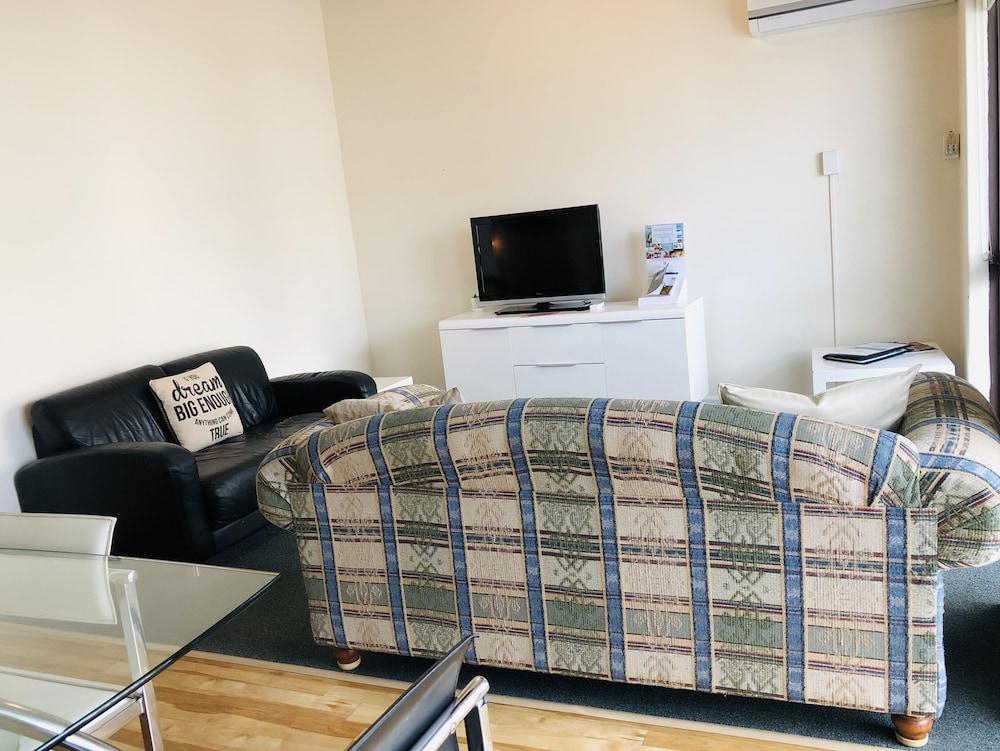 West Beach Lagoon 219, Sleeps 3