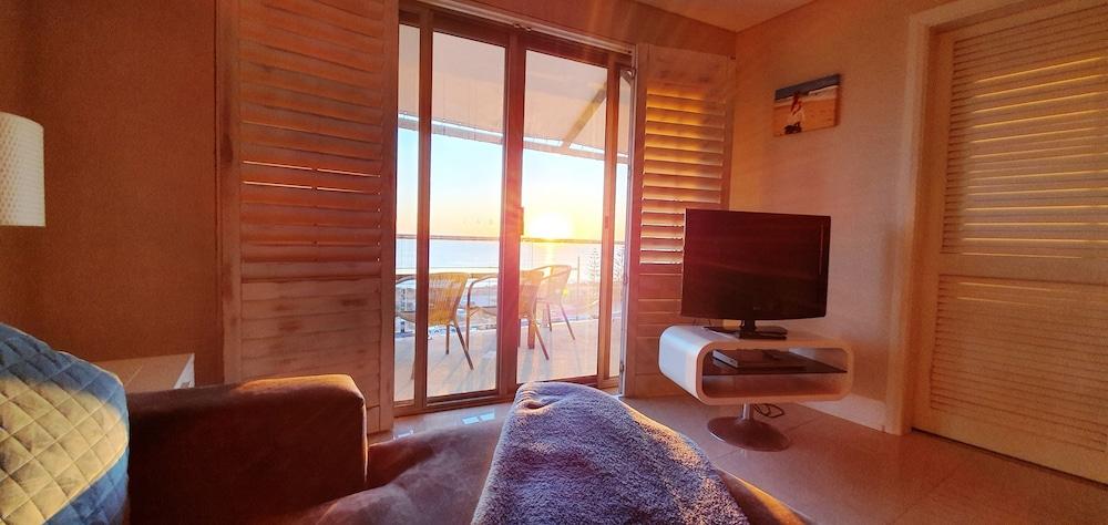 The White Pearl Penthouse