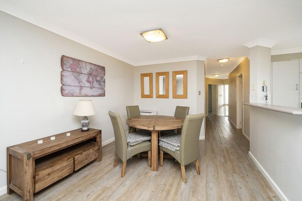 Sandcastles at the Beach - Outstanding Location