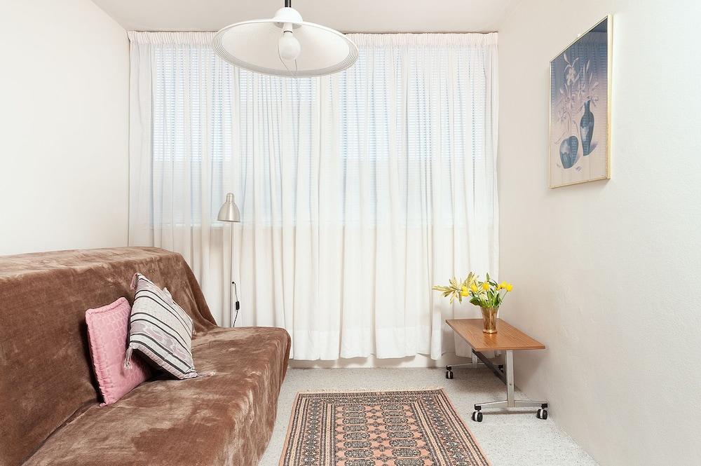 Bondi Apt for 4 Panoramic Ocean