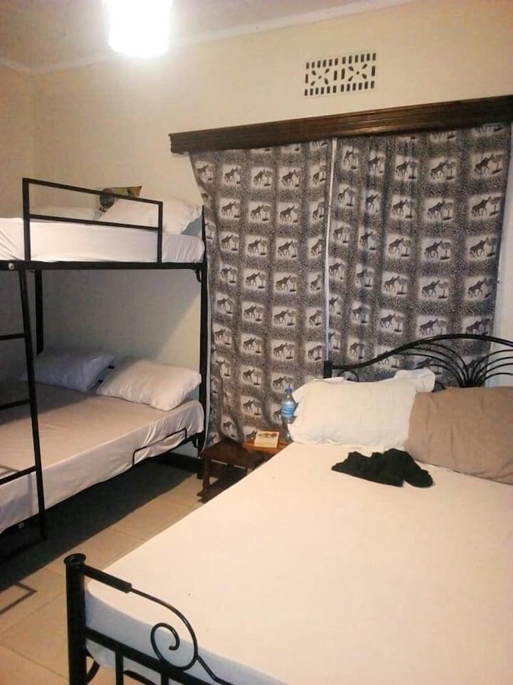 Glorious Arusha Backpackers - Hostel