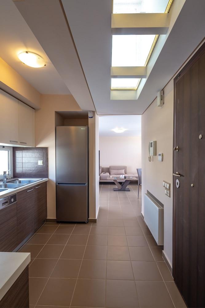 Solon - Deluxe City Center Apartment