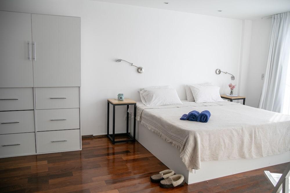 Bill & Bill San Telmo Hostel