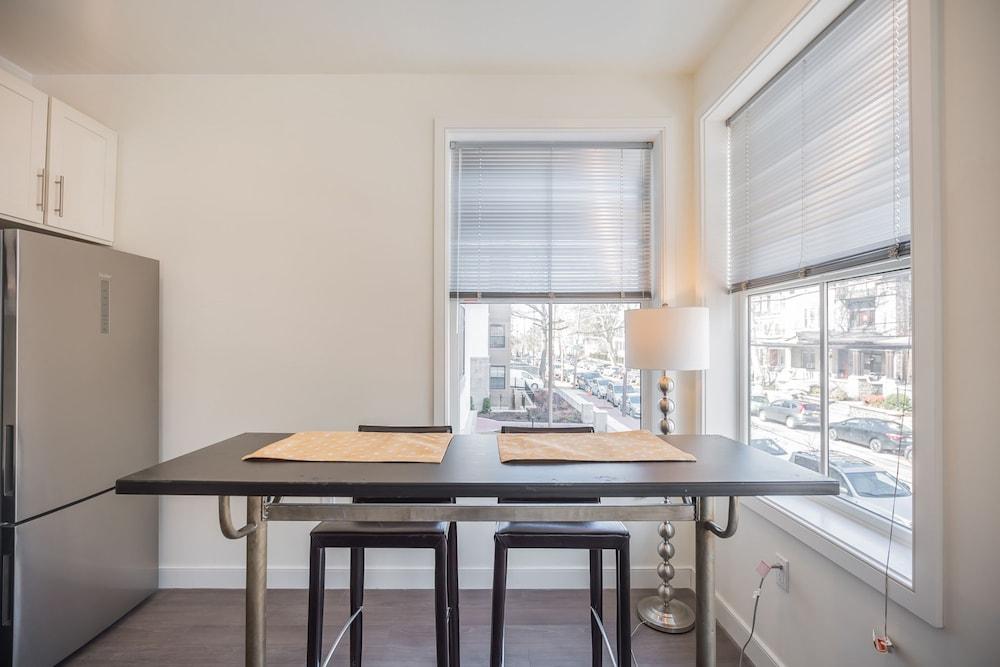 UrHomeInPhilly - 40th & Pine