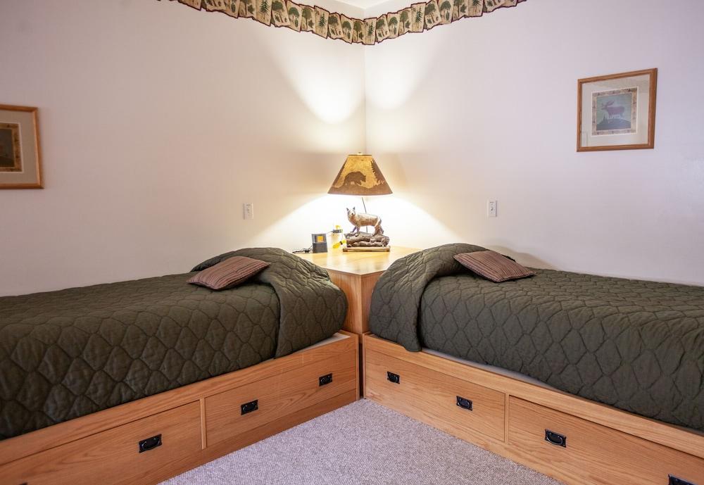 Smuggler's Notch Resort by Resort Stay