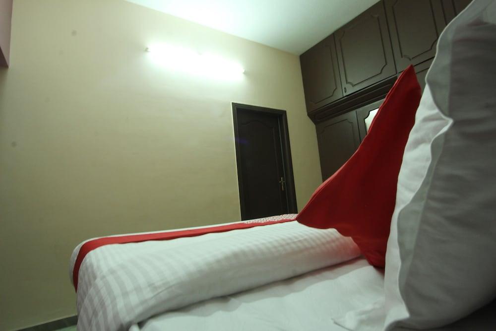 OYO 28447 Hotel India Pride