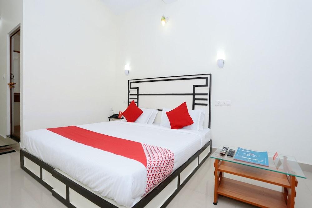 OYO 14819 Periyar Holidays
