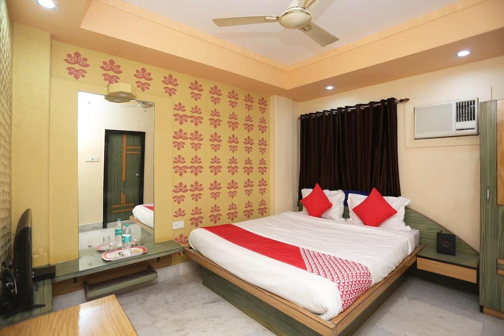 OYO 24907 Hotel California