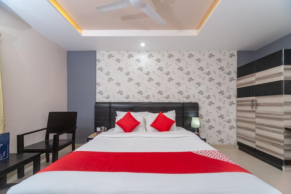 OYO 14872 Annamalai Residency