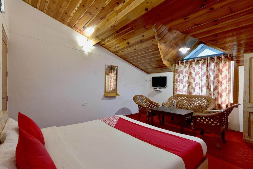 OYO 9480 Sun N Snow Resort