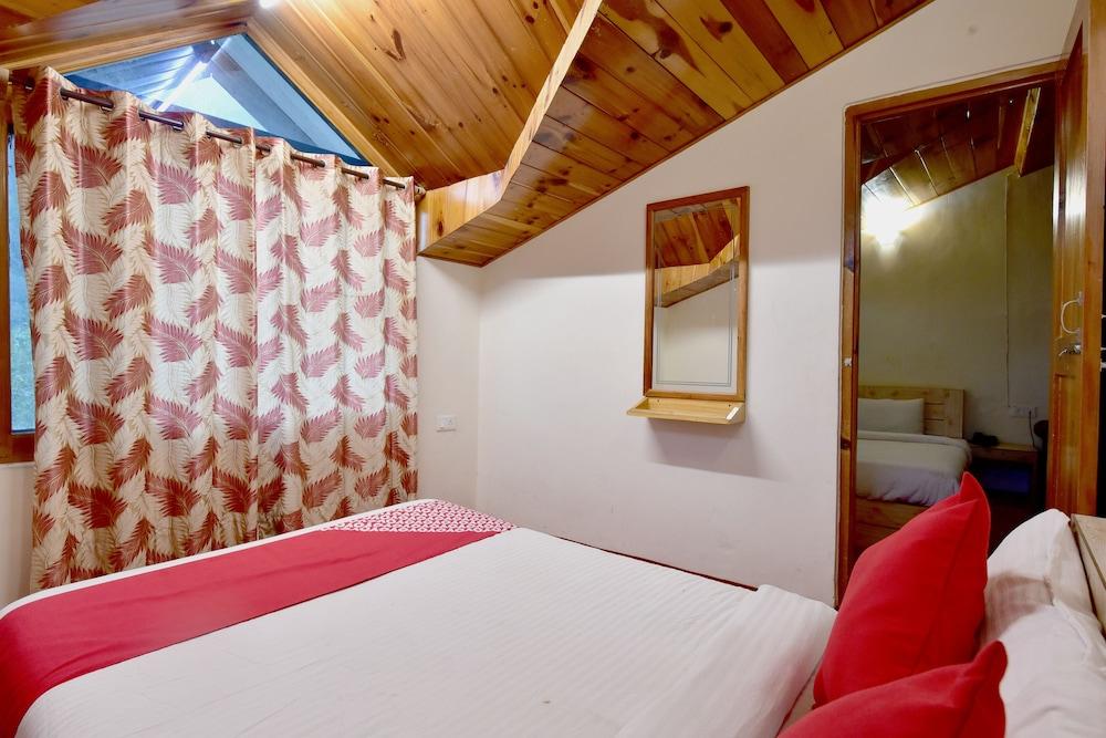 OYO 9480 Sun N Snow Resort