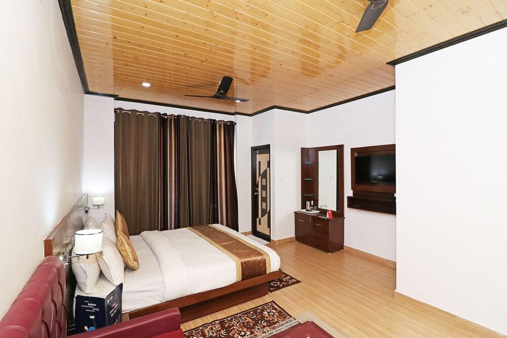 OYO 14686 Seven Heavens