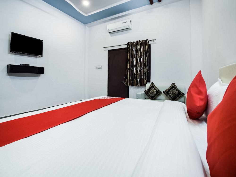 OYO 27015 Gorbandh Vatika