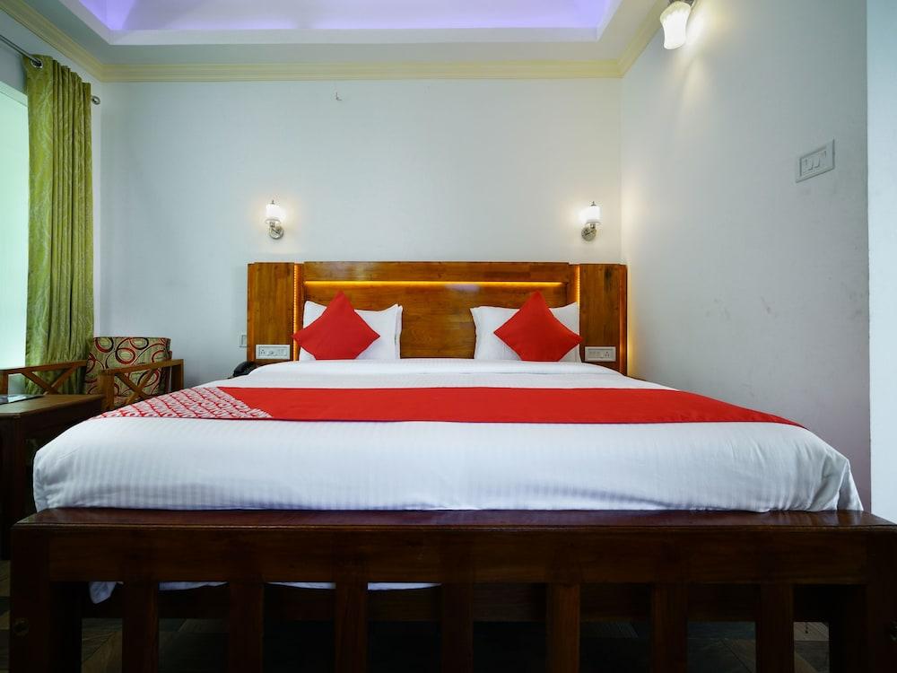 OYO 14253 Lime light Resort