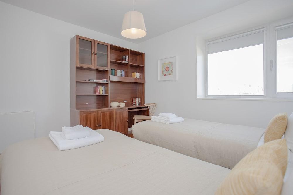 Liiiving - Bright Light Apartment