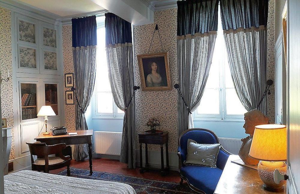 Une Maison de Famille