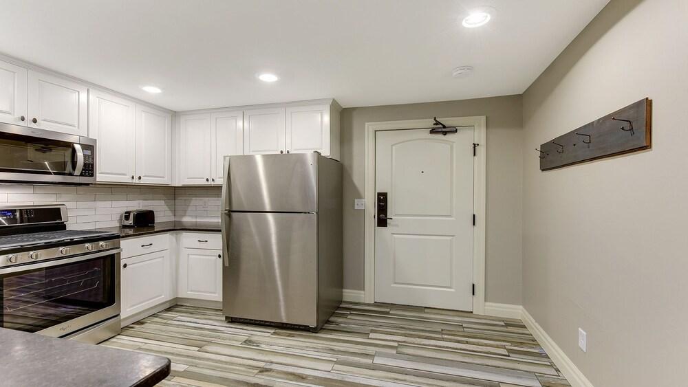 Stay Chateau Suite 5