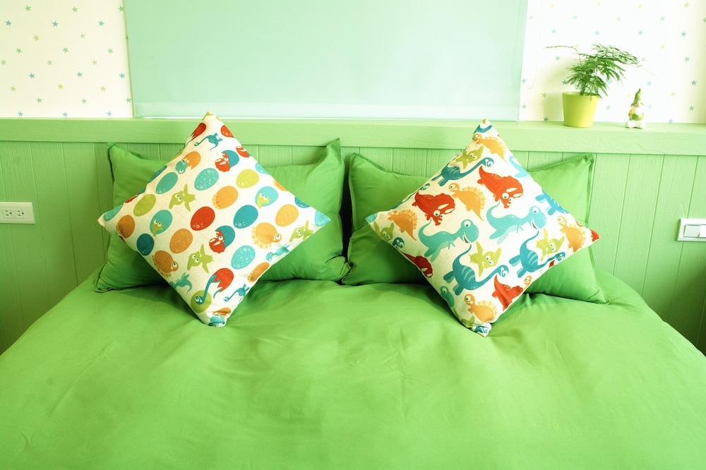 Camouflage Guest House