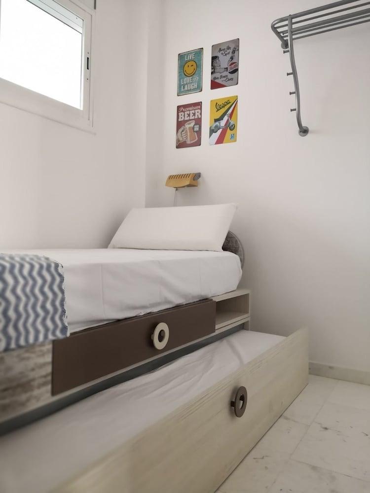 Aiguaneu Apartaments Els Pins