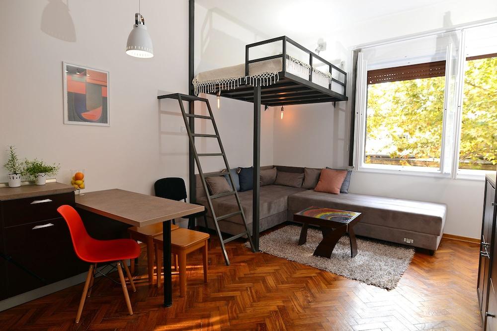 Central Spot Apartments