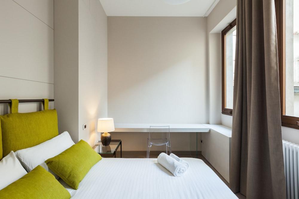 easyhomes - Duomo Suites & Apartments