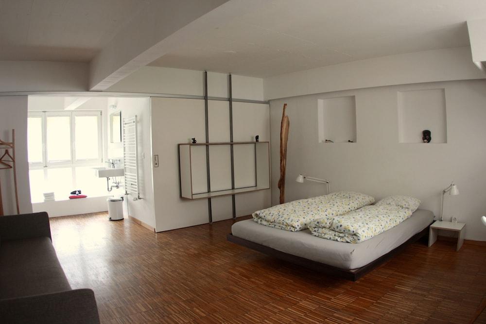 Basel Backpack - Hostel