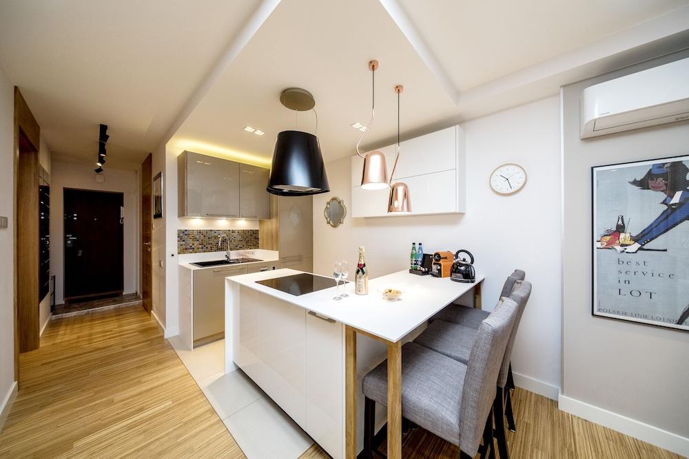 Golden Apartament by Your Freedom