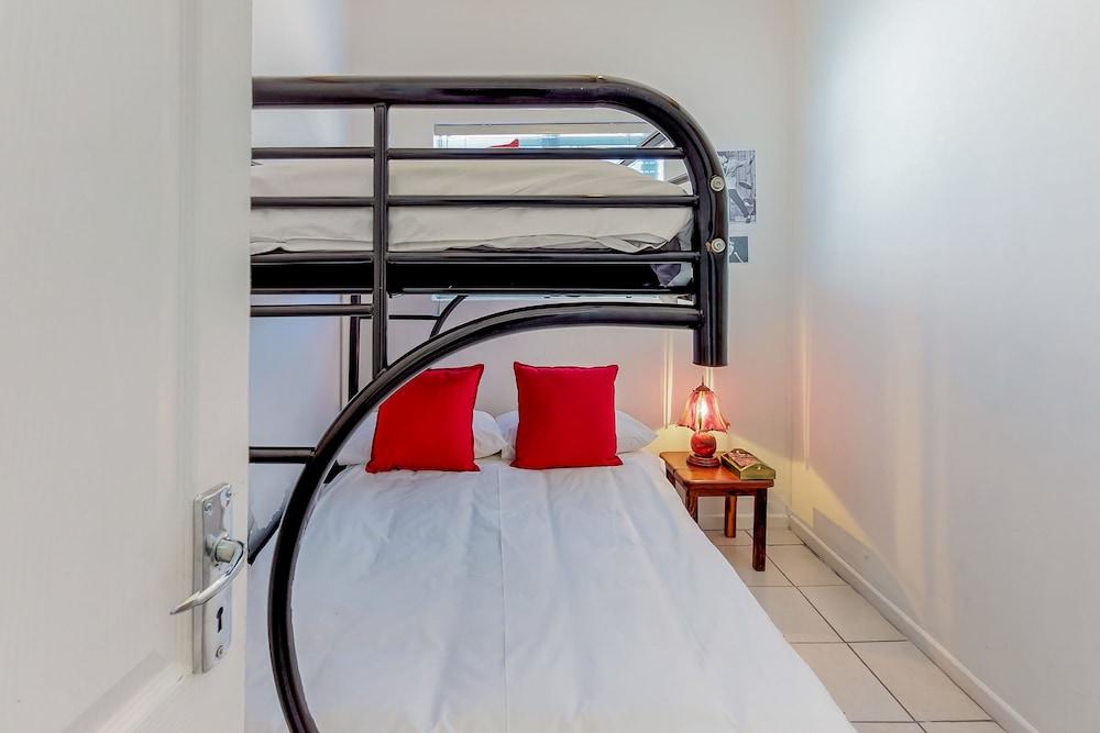 Seeberg Cottage B Hermanus