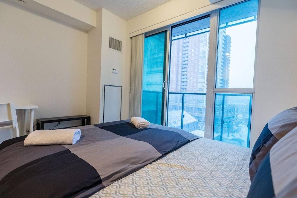 Trendy, Executive Studio, in Downtown TO