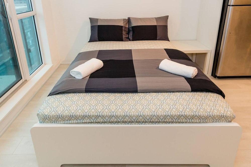 Trendy, Executive Studio, in Downtown TO