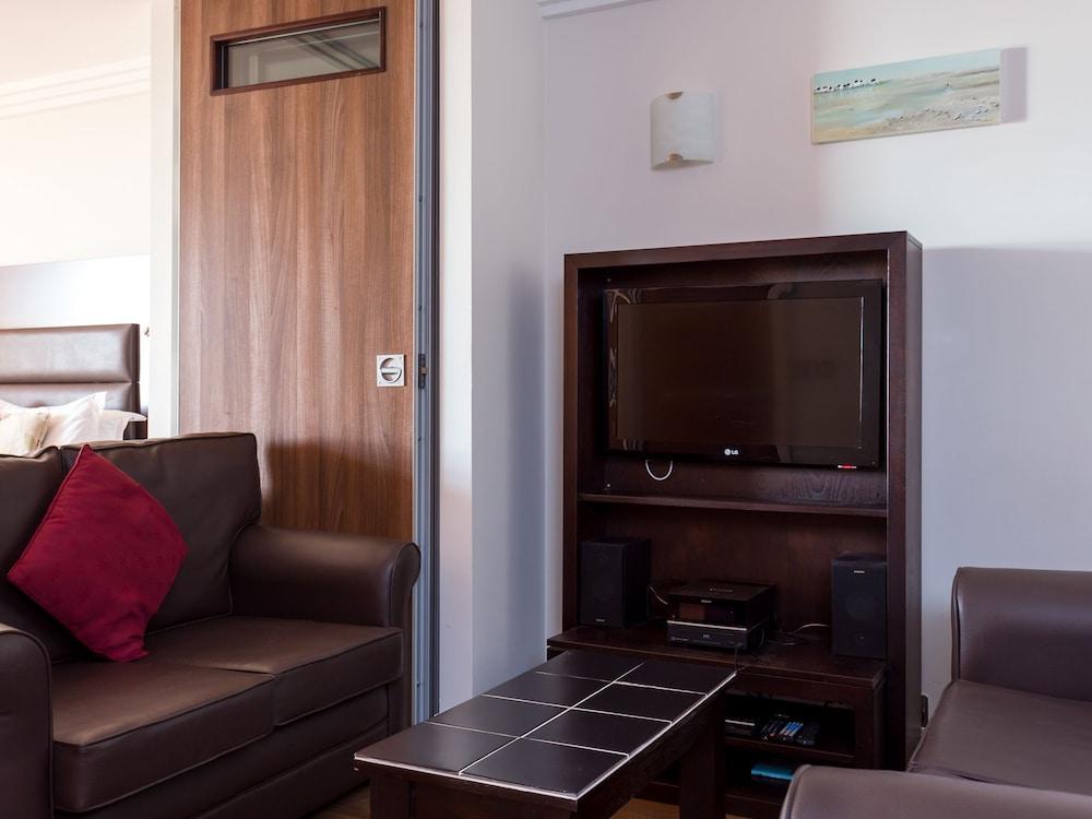 Swallows - Bournemouth