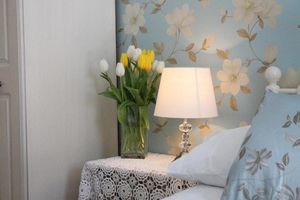 Brynhaul Bed and Breakfast