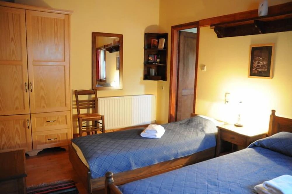 Guesthouse Napoleon Zagklis