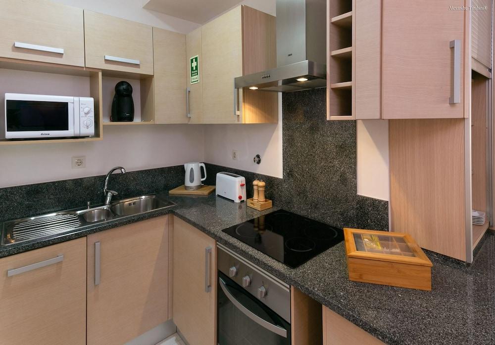 A24 - LuzBay Beach Apartment by Dreamalgarve