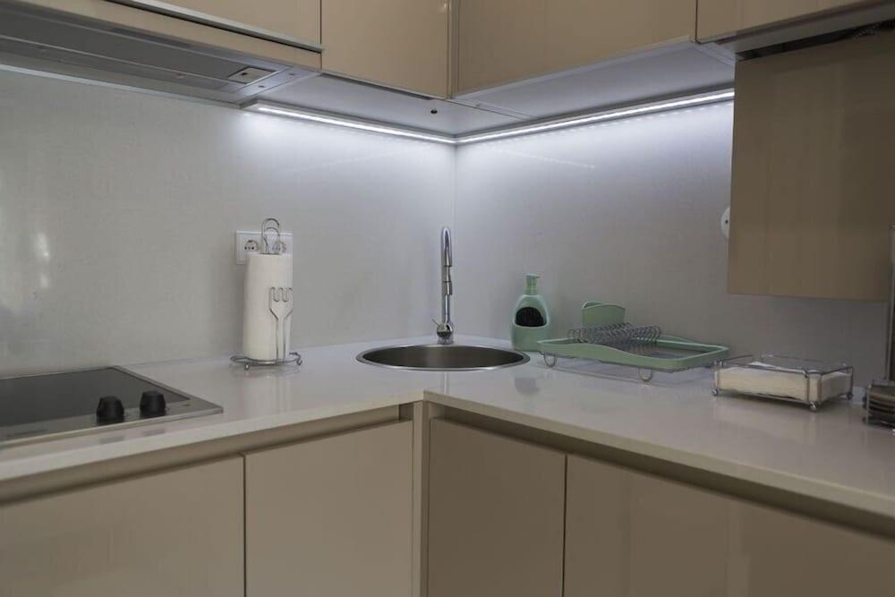 Esquina do Mundo by Una