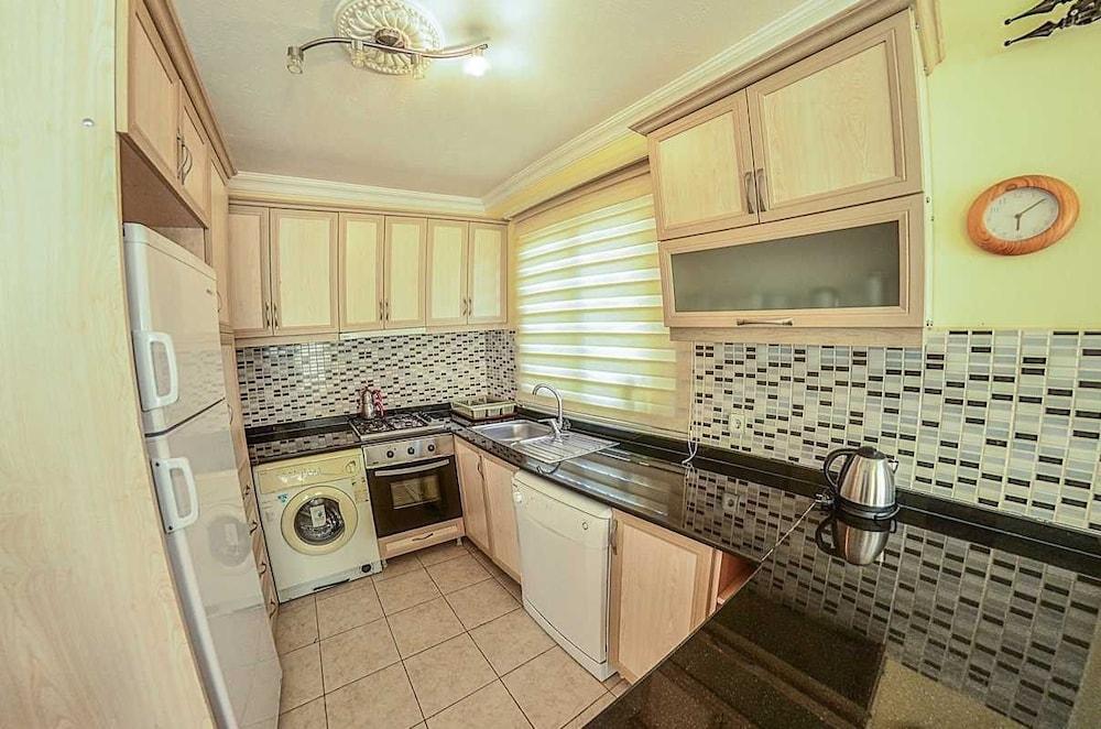 Villa Kaktus by Lycia Collections