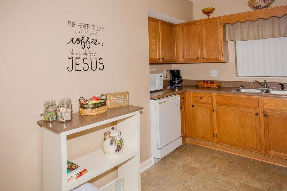 Whispering Pines 102hc