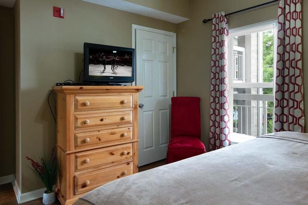 Whispering Pines 232