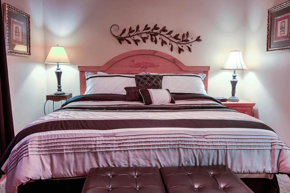 Whispering Pines 224