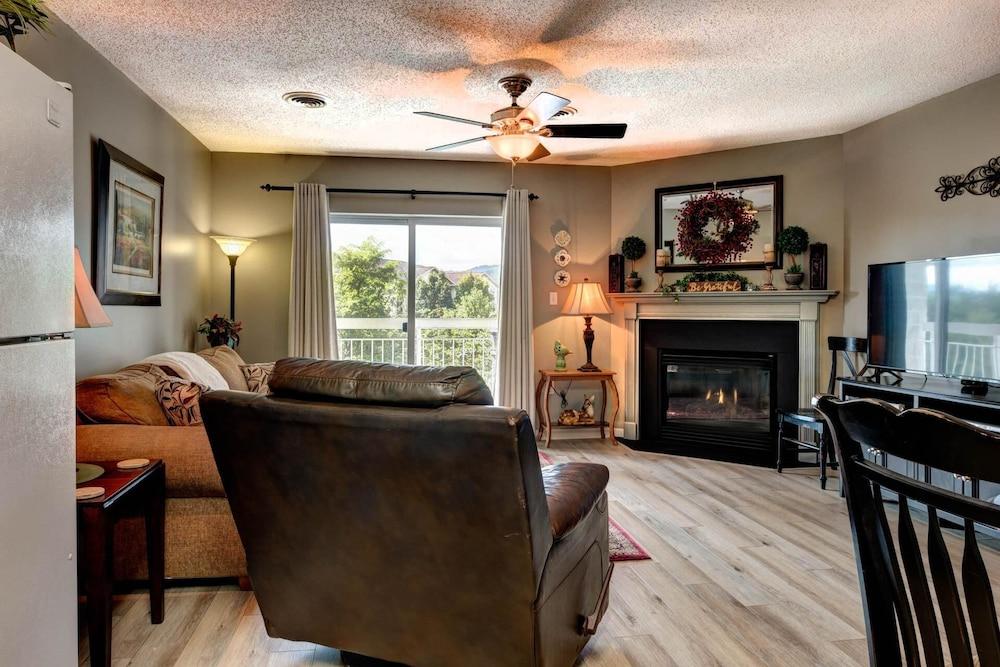 Whispering Pines 351