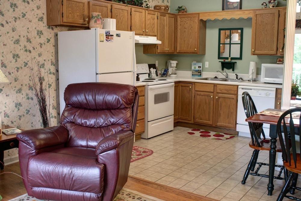 Whispering Pines 421