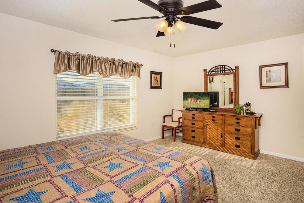 Whispering Pines 651