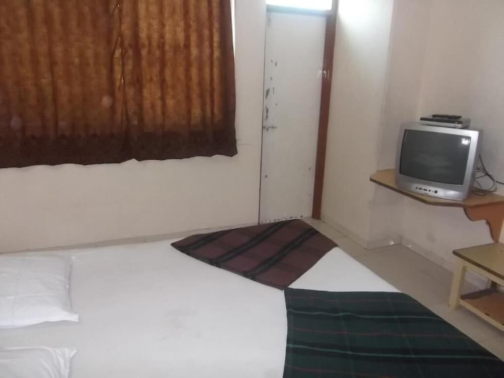 Hotel Sahyadree Lodging