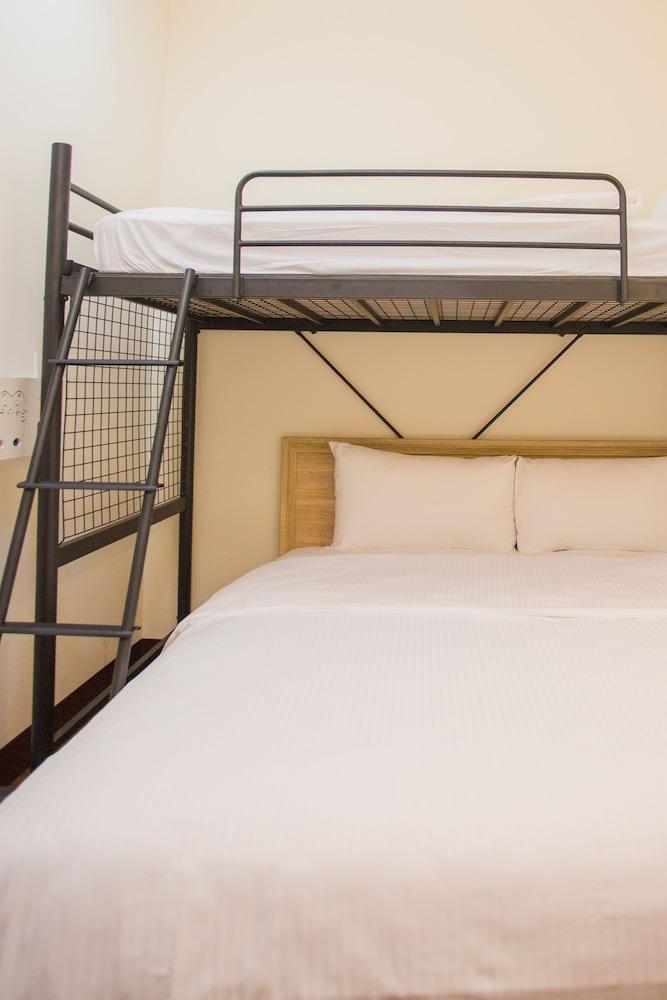 Douzi Stay near Metro - Hostel