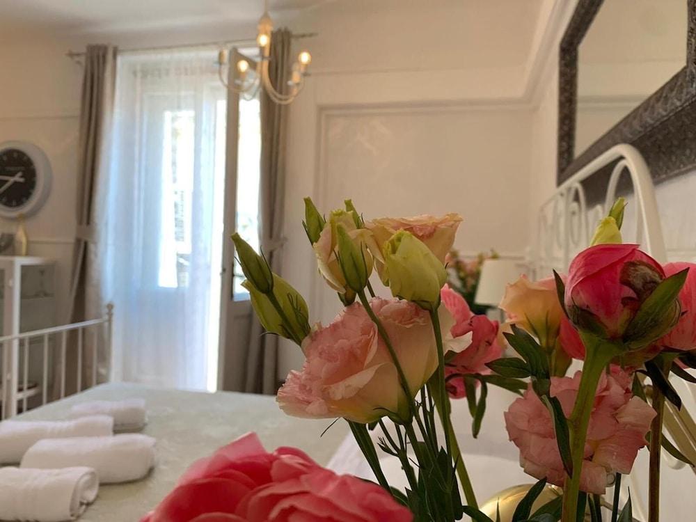 Mama's and Papa's Luxury Rooms