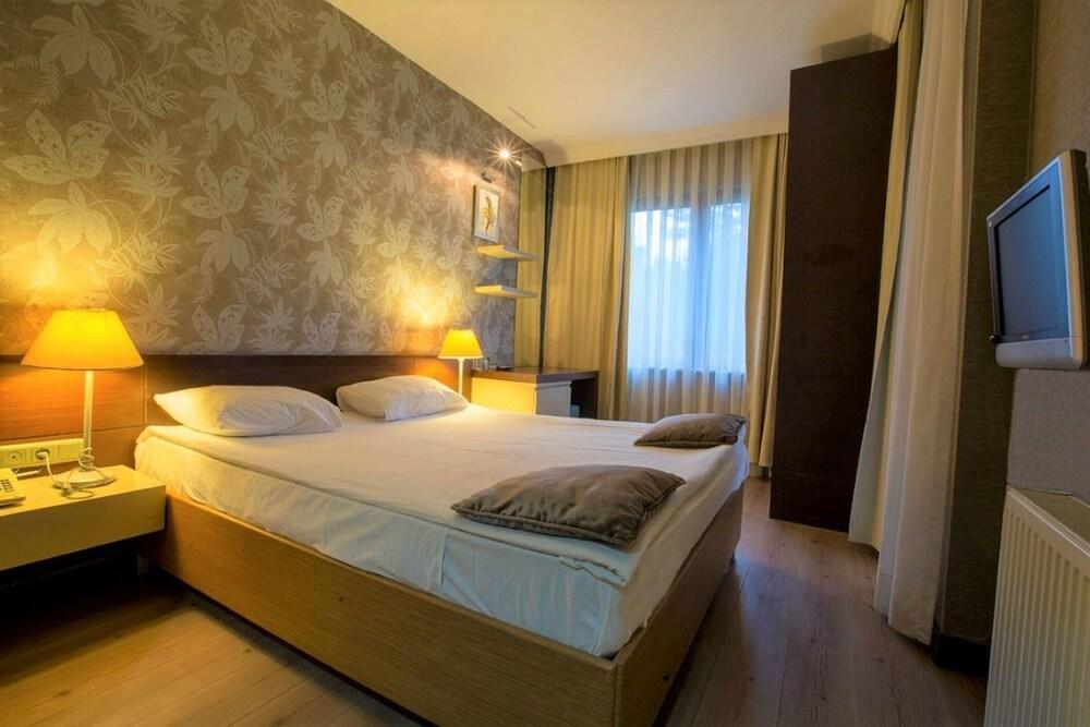 Park Polonezkoy Hotel