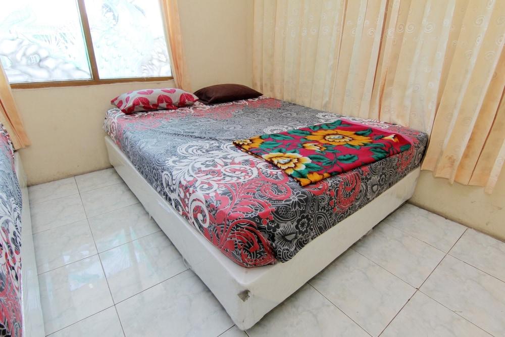 Villa Penginapan Purnama