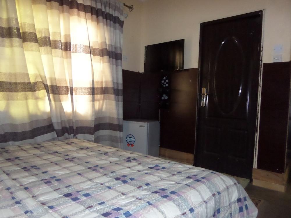 West Gate Gold Suites and Resorts